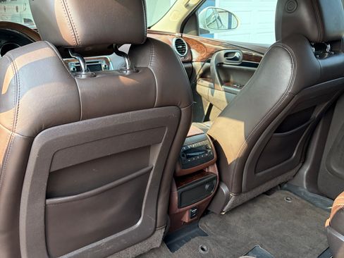 Used 2014 Buick Enclave Premium AWD/4WD image 10