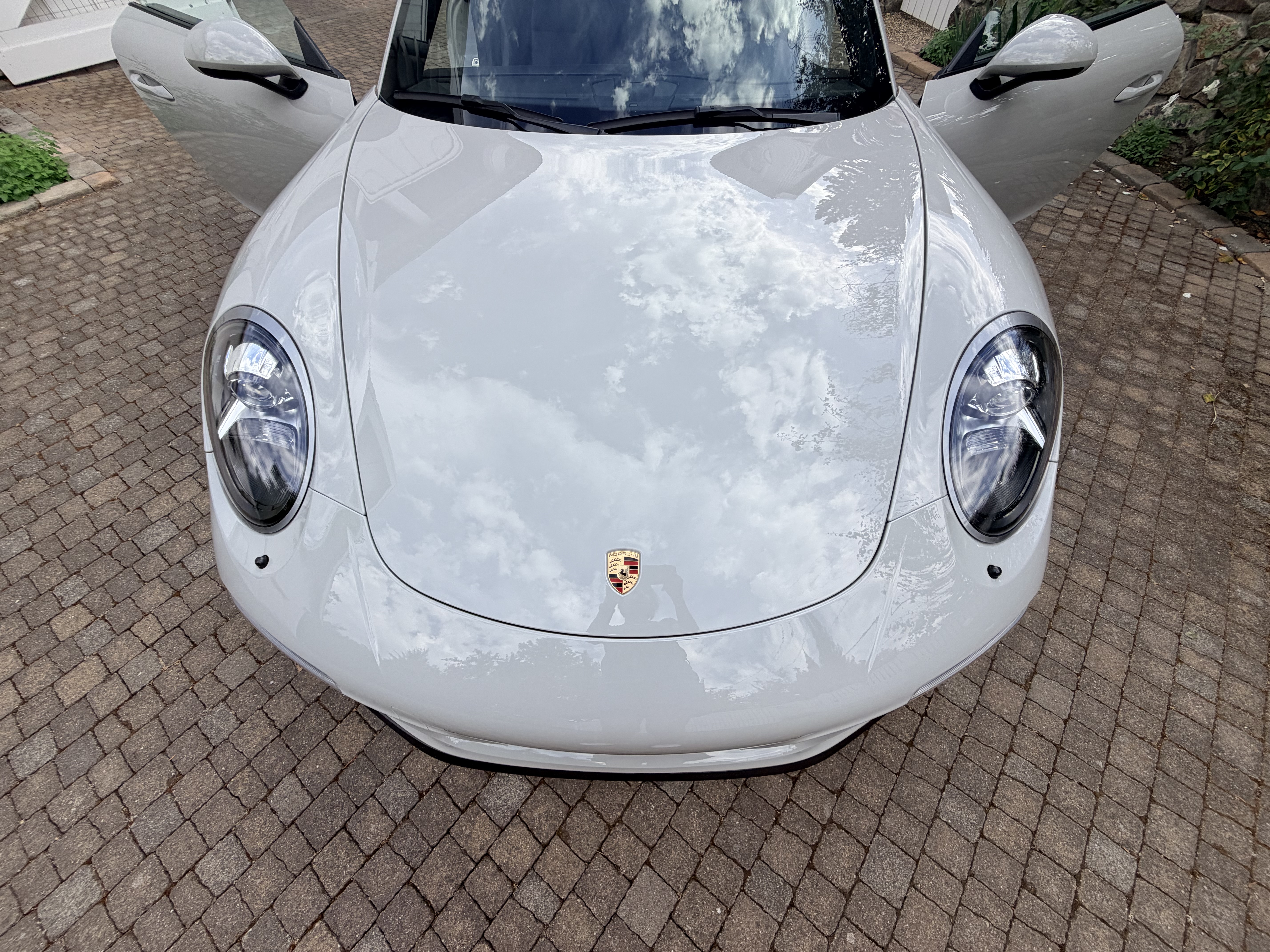 Used 2018 Porsche 911 Targa 4 GTS AWD/4WD image 8