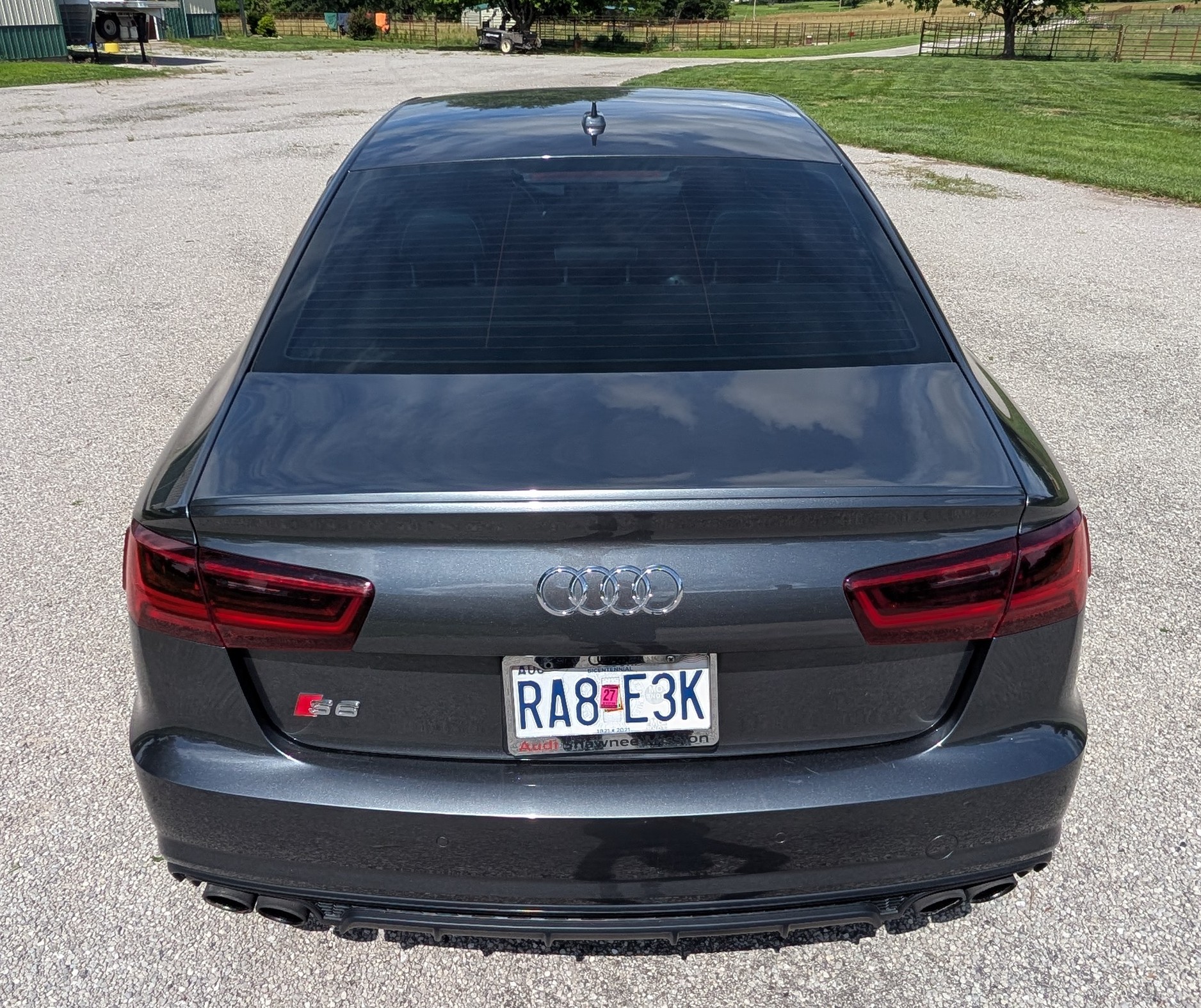 Used 2017 Audi S6 Premium Plus w/ Driver Assistance Package AWD/4WD image 12