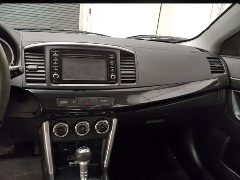 Used 2016 Mitsubishi Lancer SEL image 15