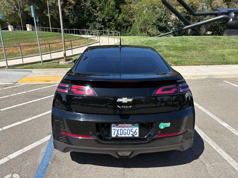 Used 2013 Chevrolet Volt w/ Enhanced Safety Package 1 FWD image 5