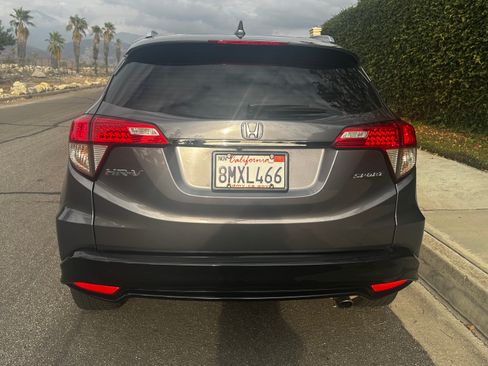 Used 2019 Honda HR-V Sport image 29