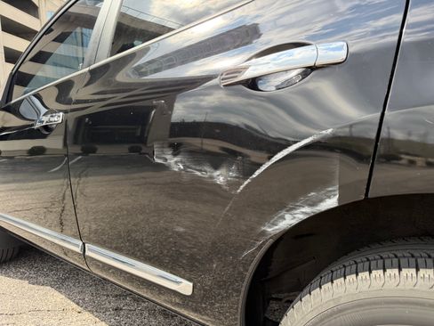 Used 2013 Nissan Rogue SV image 11