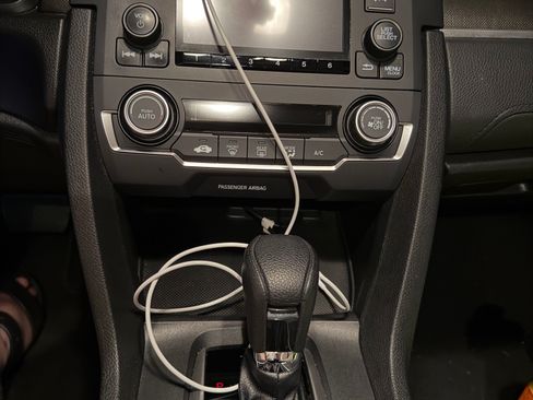Used 2019 Honda Civic LX image 13