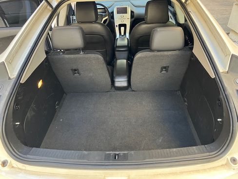 Used 2013 Chevrolet Volt Premium w/ Premium Trim Package image 13