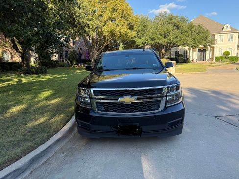 Used 2017 Chevrolet Tahoe LS image 4