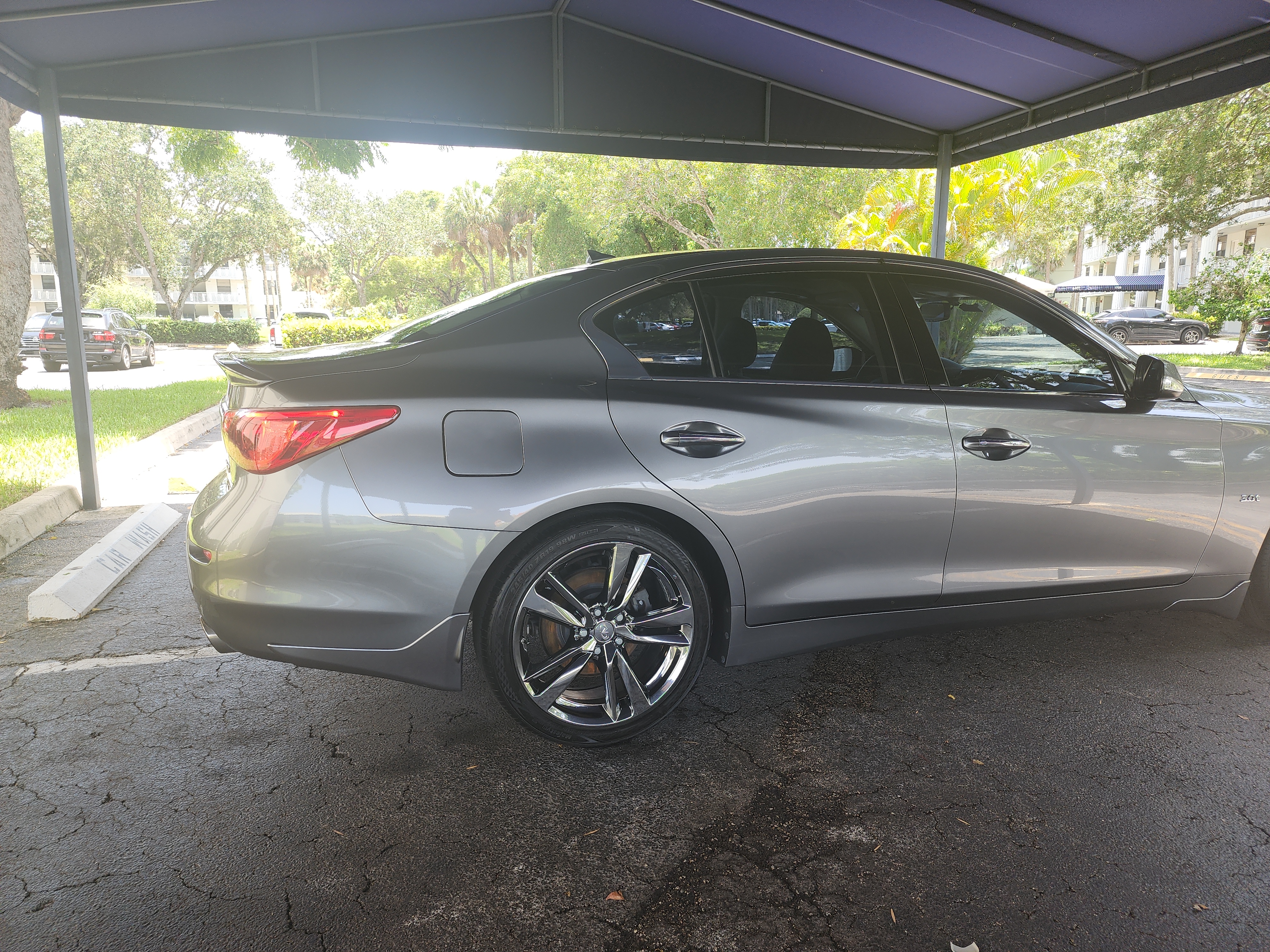 Used 2017 INFINITI Q50 3.0t Premium RWD image 13