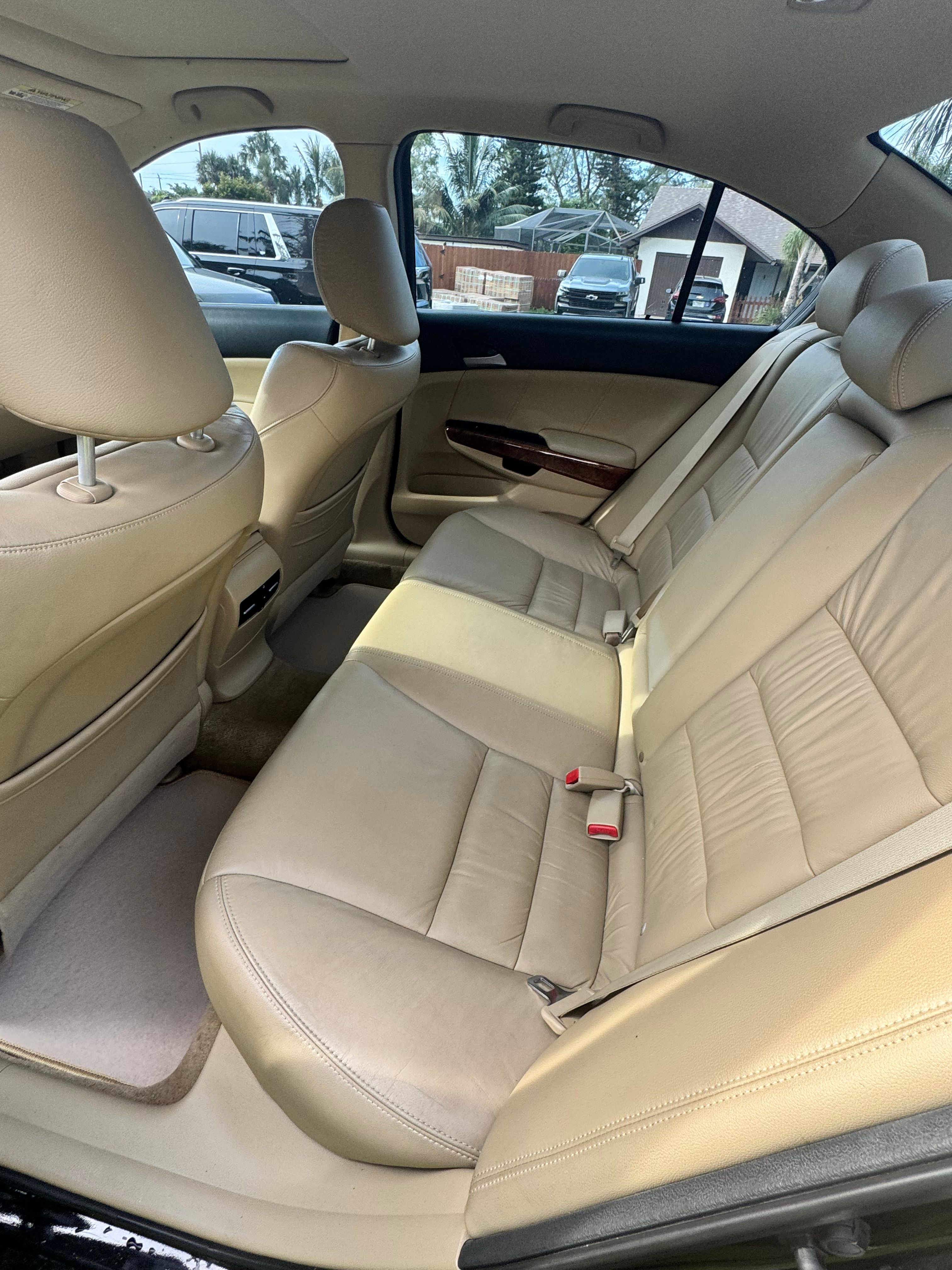 Used 2012 Honda Accord EX-L image 5