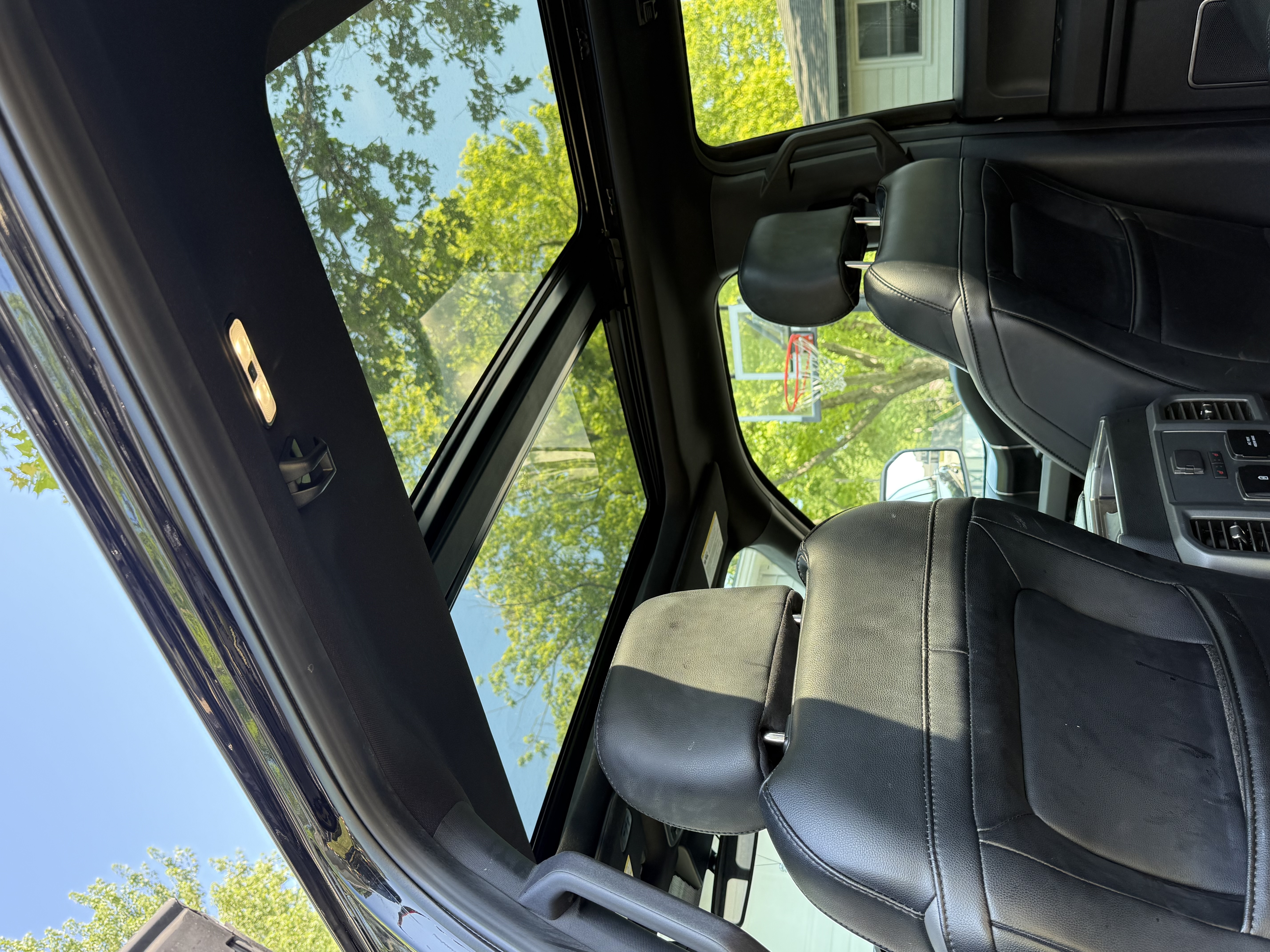 Used 2019 Ford F150 Raptor w/ Equipment Group 802A Luxury AWD/4WD image 10