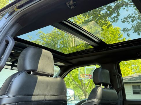 Used 2019 Ford F150 Raptor w/ Equipment Group 802A Luxury AWD/4WD image 10