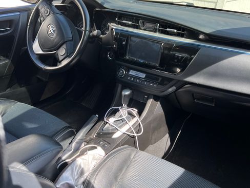 Used 2014 Toyota Corolla S w/ Driver Convenience Package image 13