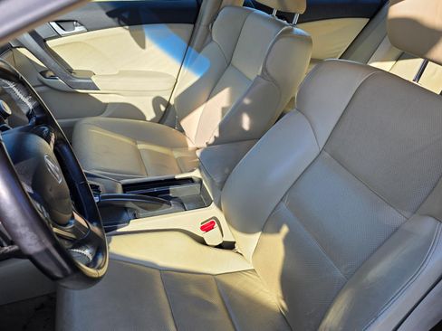 Used 2012 Acura TSX Sedan image 12