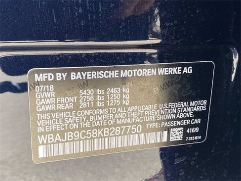 Used 2019 BMW M550i xDrive w/ Dynamic Handling Package image 29