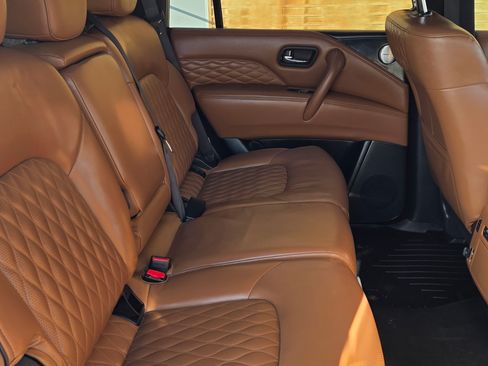 Used 2021 INFINITI QX80 Sensory w/ Cargo Package image 8