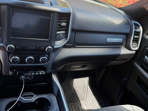 Used 2022 RAM 3500 Lone Star w/ Night Edition AWD/4WD image 14