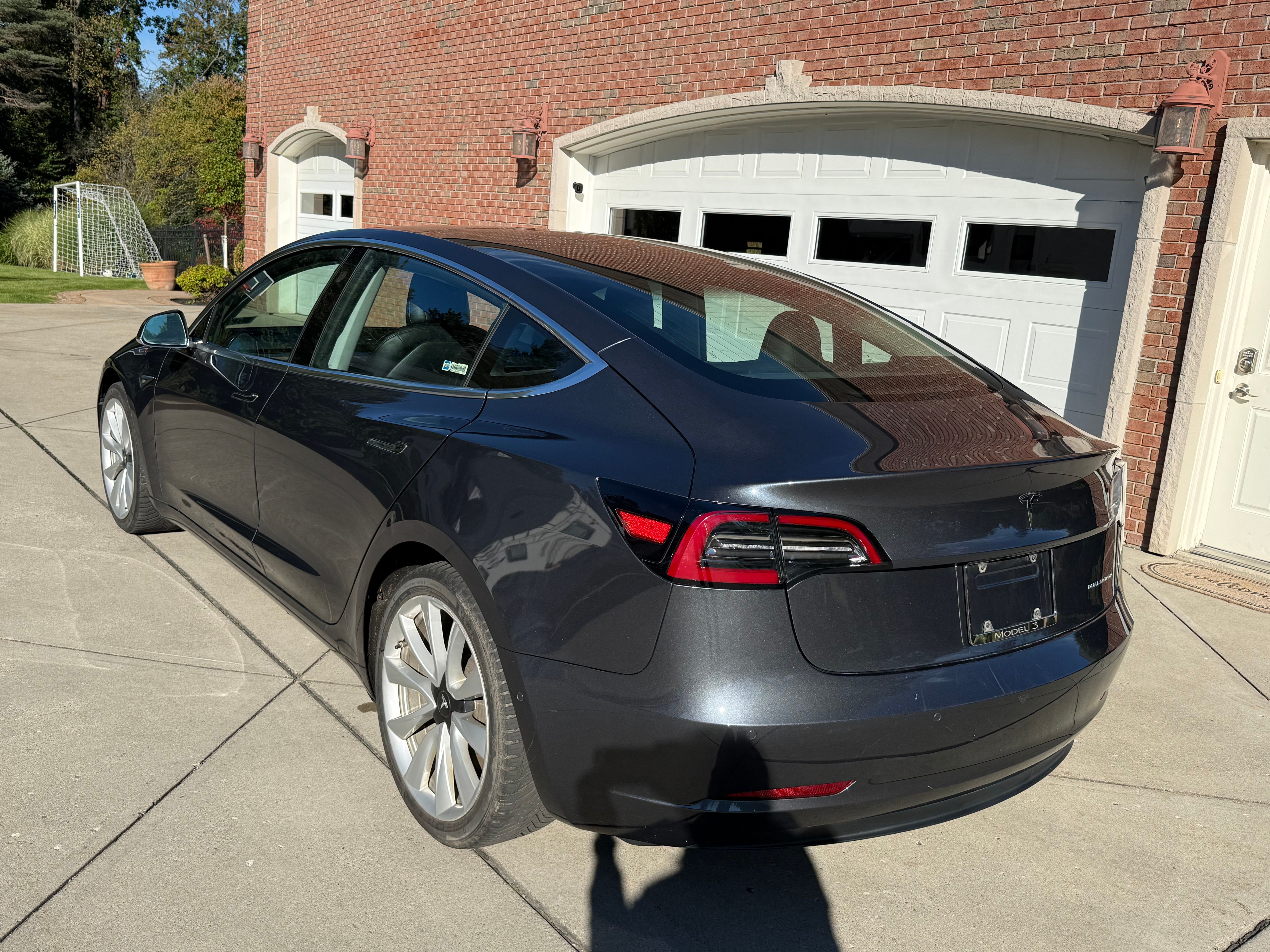 Used 2018 Tesla Model 3 Long Range AWD/4WD image 5