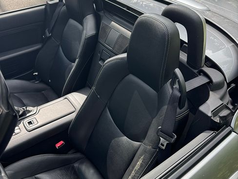 Used 2012 MAZDA MX-5 Miata Grand Touring image 16