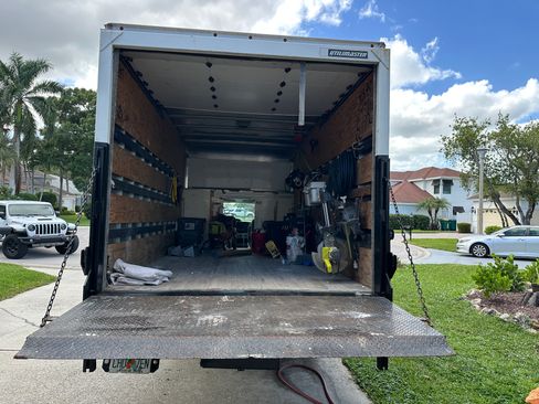 Used 2018 Ford E-350 and Econoline 350 Super Duty image 8