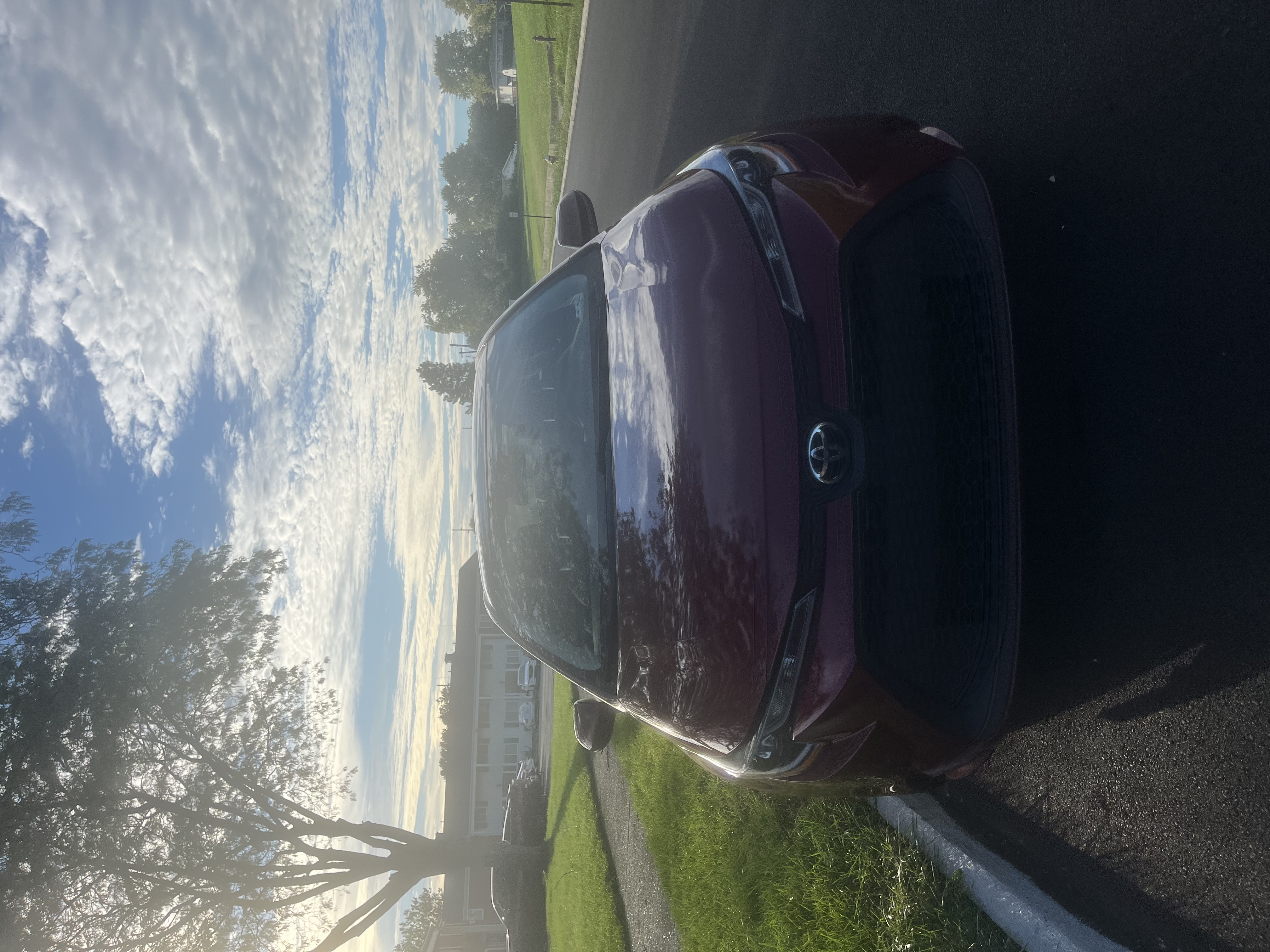 Used 2022 Toyota Corolla LE FWD image 1