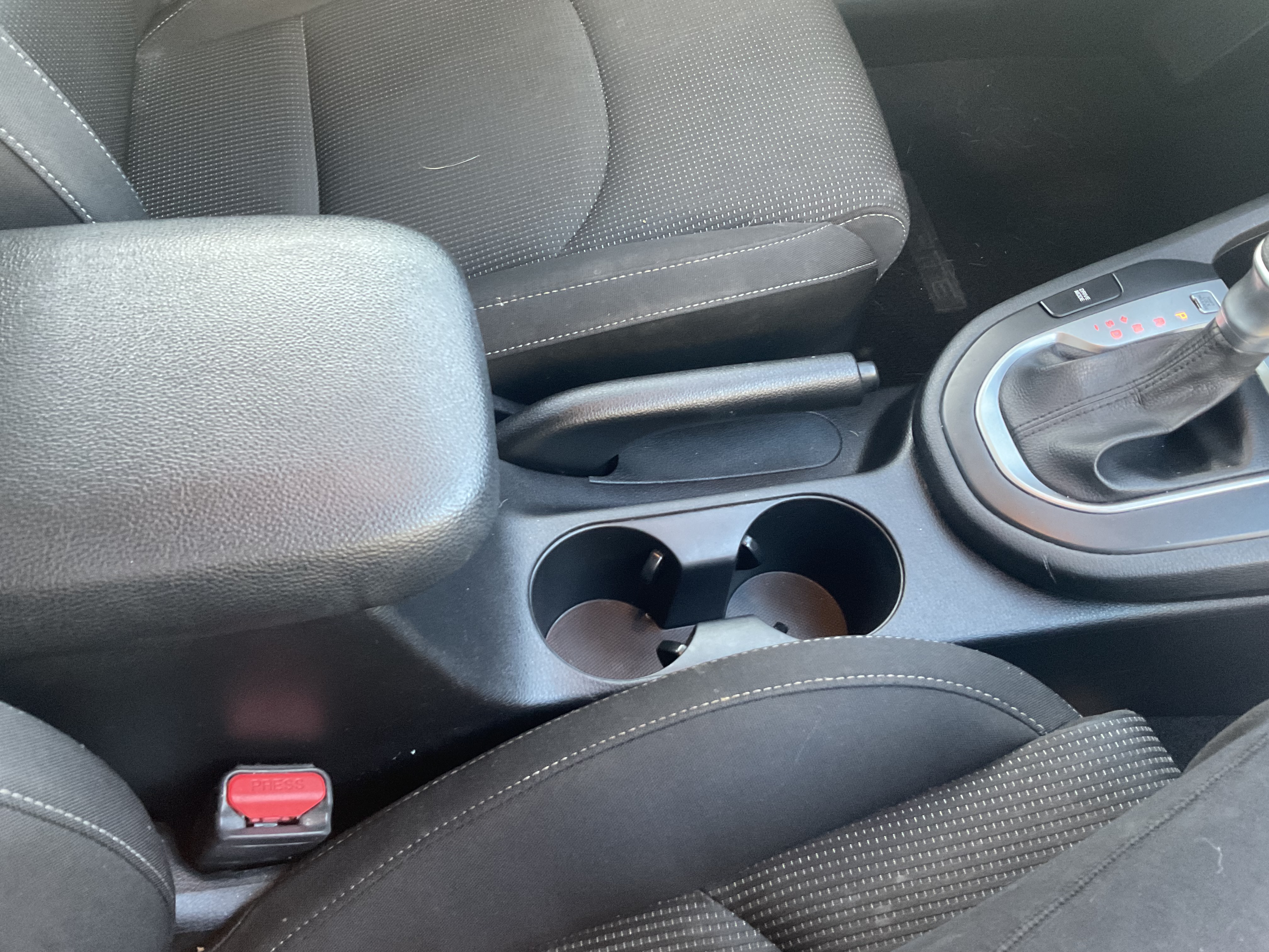 Used 2020 Kia Forte LXS FWD image 11