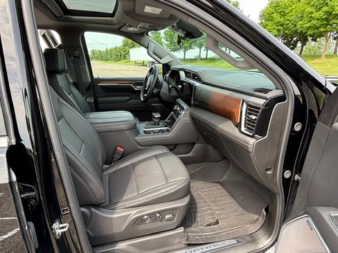 Used 2024 GMC Sierra 1500 Denali AWD/4WD image 17