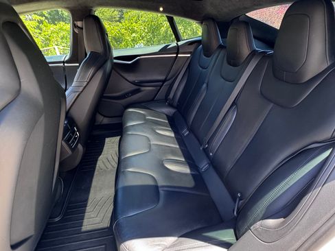 Used 2015 Tesla Model S 85D AWD/4WD image 12