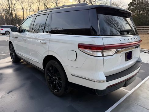 Used 2023 Lincoln Navigator Black Label image 9