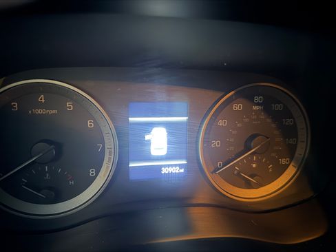 Used 2019 Hyundai Tucson Value image 9