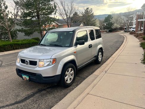 Used 2011 Honda Element EX image 1
