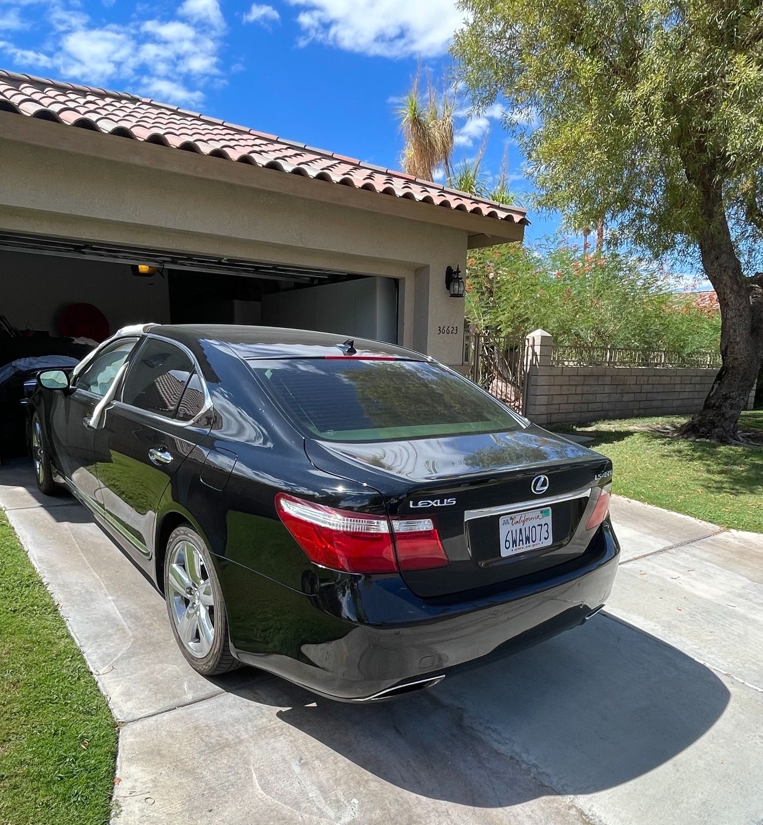Used 2008 Lexus LS 460 L RWD image 4