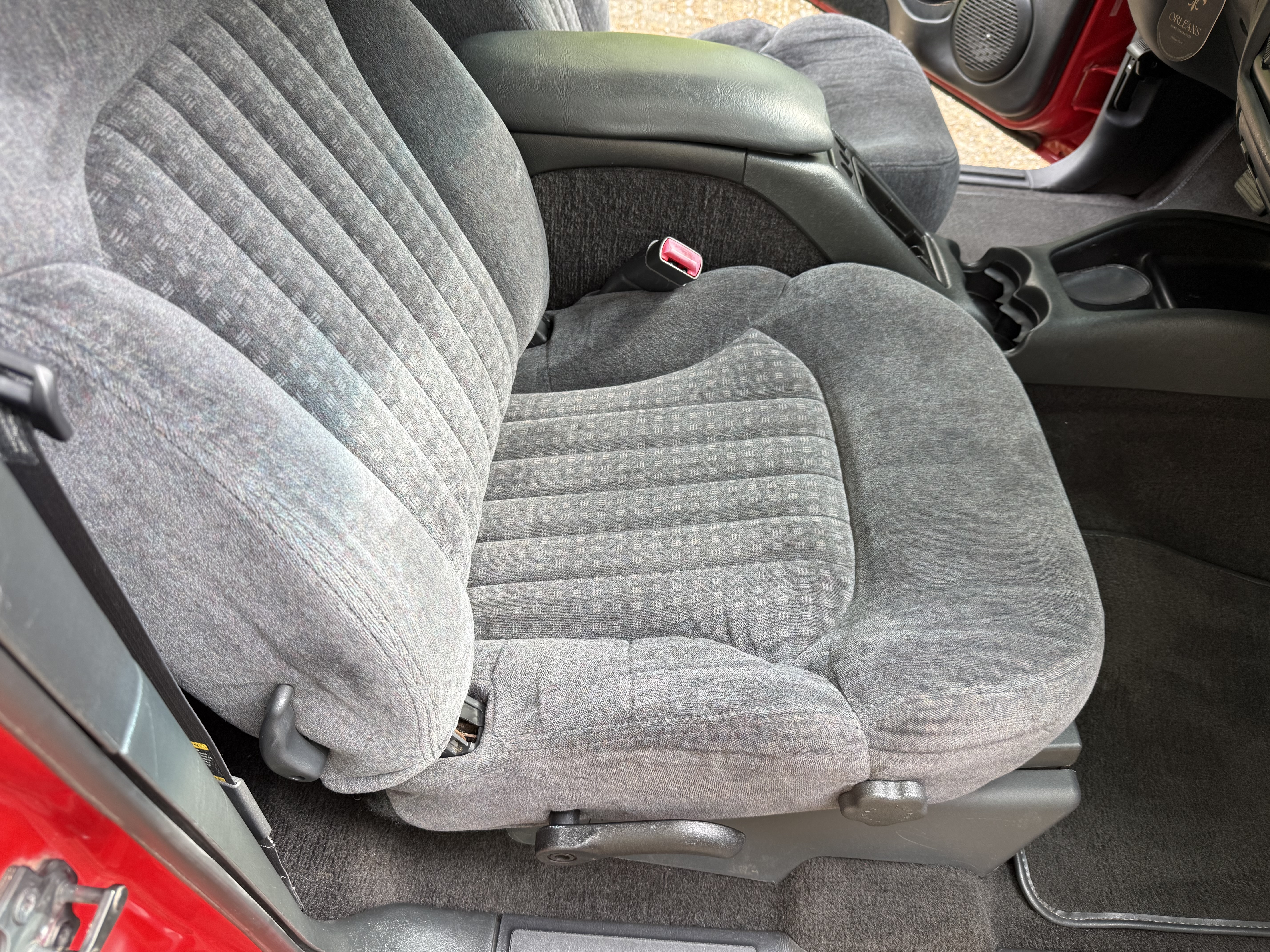 Used 1999 Chevrolet Blazer 2WD 2-Door image 11
