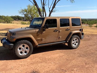 Used 2015 Jeep Wrangler Unlimited Sahara w/ Connectivity Group