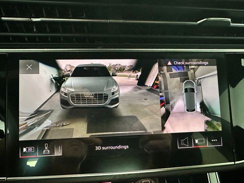 Used 2019 Audi Q8 Premium Plus w/ Premium Plus AWD/4WD image 20