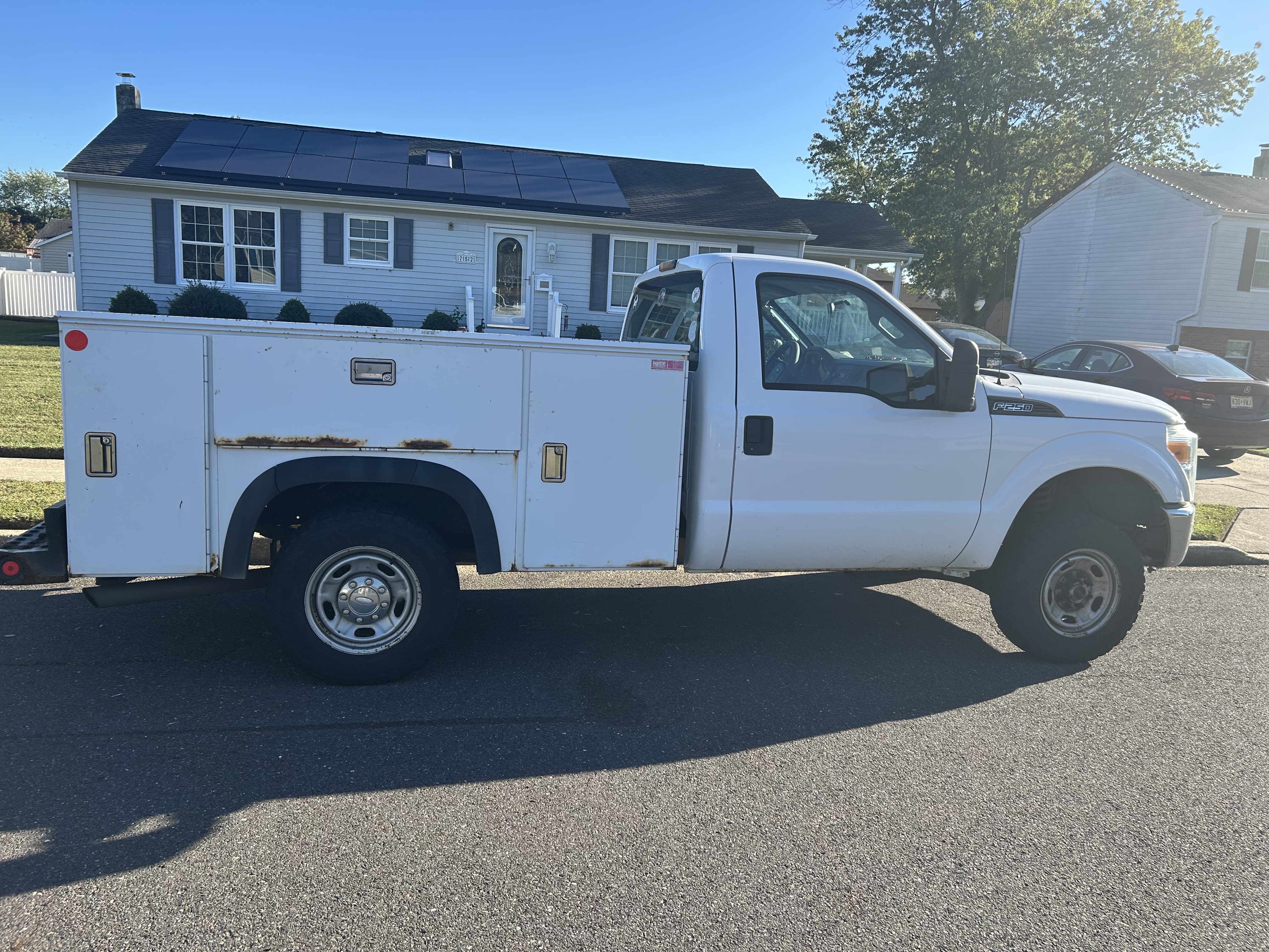 Used 2011 Ford F250 XL w/ XL Value Pkg AWD/4WD image 6