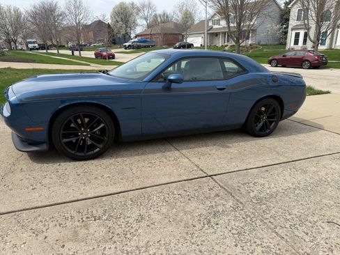 Used 2021 Dodge Challenger R/T w/ Plus Package image 1