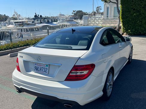 Used 2012 Mercedes-Benz C 350 Coupe image 4