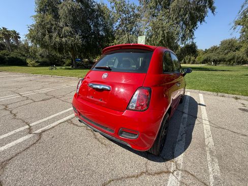 Used 2015 FIAT 500 Sport w/ Sport Appearance Group FWD image 4