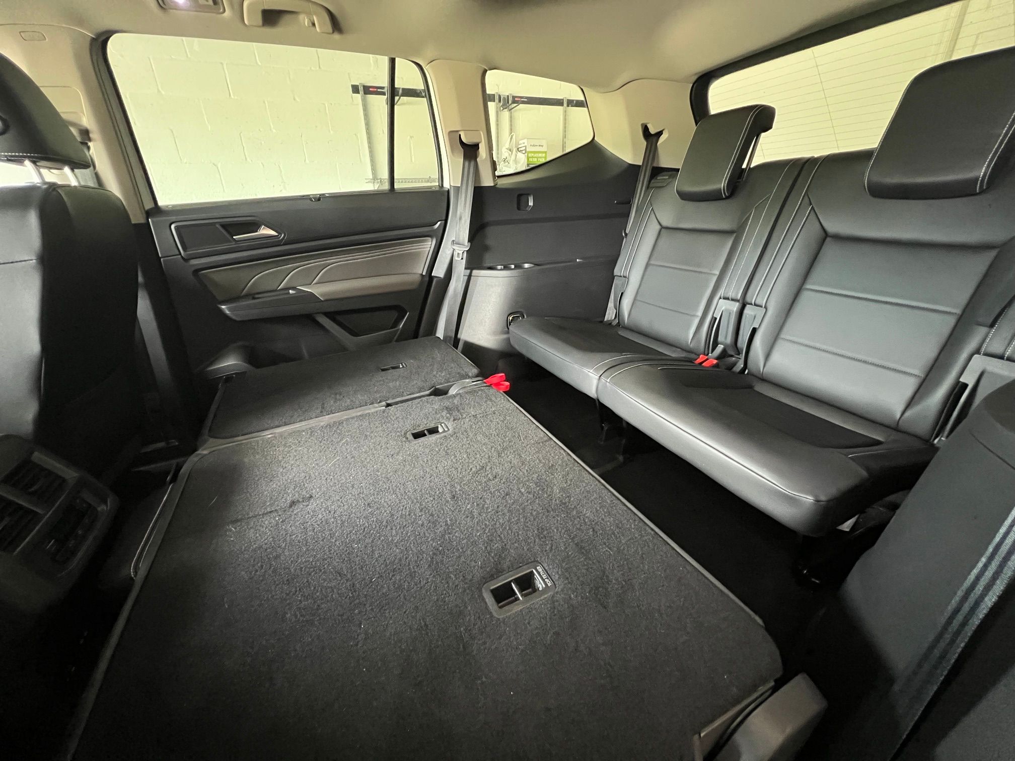 Used 2022 Volkswagen Atlas SE w/ Panoramic Sunroof Package FWD image 28