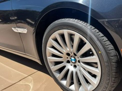 Used 2012 BMW 750i xDrive AWD/4WD image 15