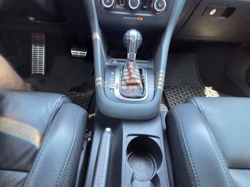 Used 2014 Volkswagen GTI Driver's Edition FWD image 13