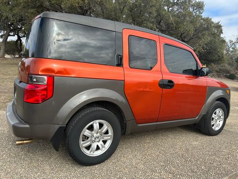 Used 2004 Honda Element EX image 5