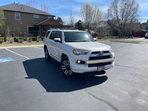 Used 2017 Toyota 4Runner Limited image 5
