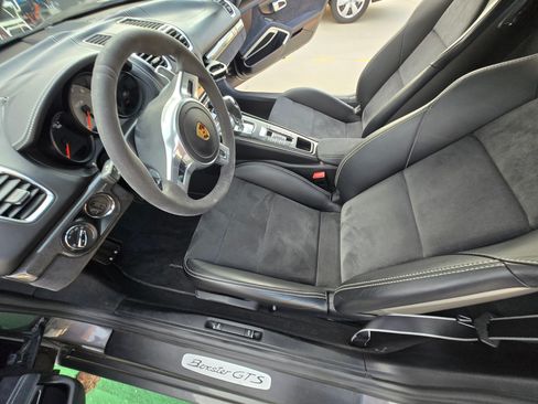 Used 2016 Porsche Boxster GTS image 6