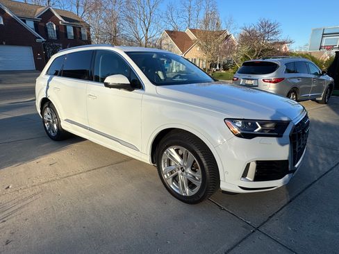 Used 2022 Audi Q7 3.0T Premium Plus image 4