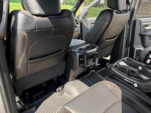 Used 2024 RAM 2500 Laramie w/ Sport Appearance Package AWD/4WD image 19