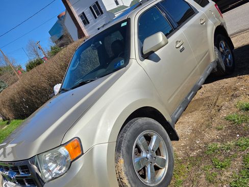 Used 2012 Ford Escape Limited image 2