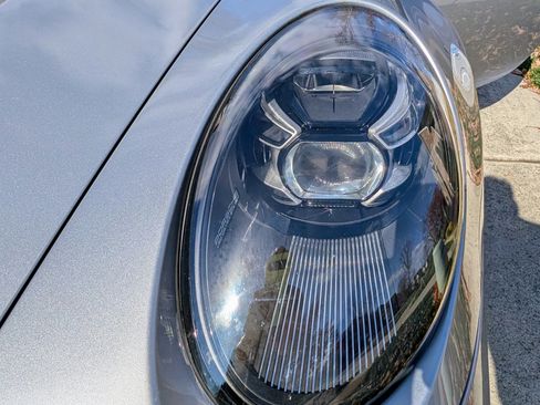 Used 2020 Porsche 911 Carrera S image 8