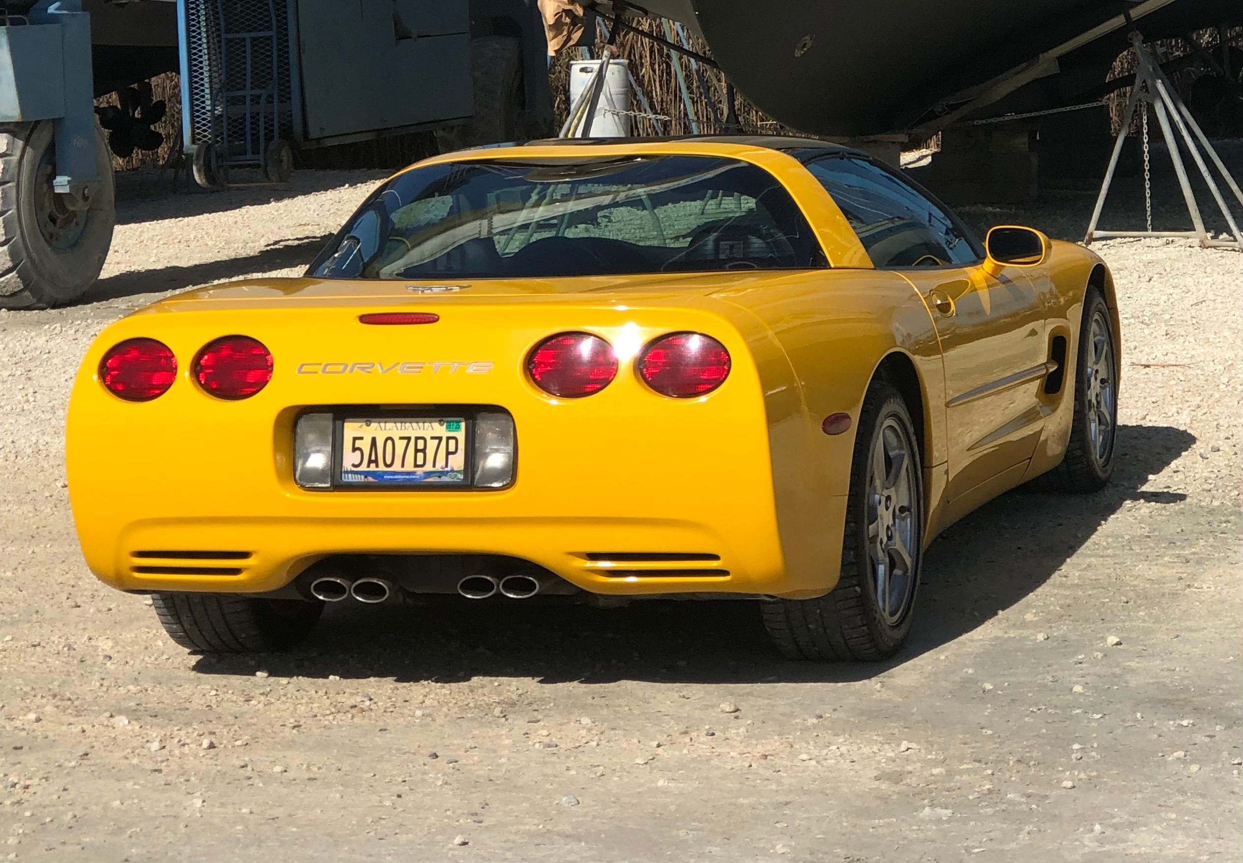Used 2003 Chevrolet Corvette Coupe w/ Preferred Equipment Group RWD image 5