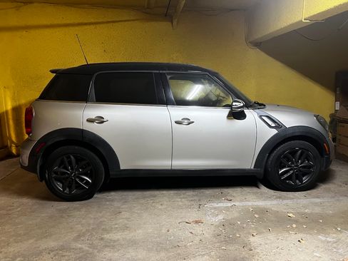 Used 2013 MINI Cooper Countryman S image 9