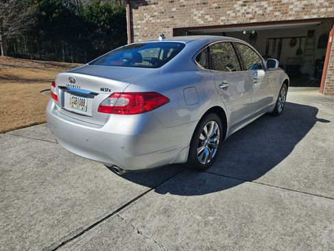 Used 2013 INFINITI M37 x w/ Premium Pkg image 9